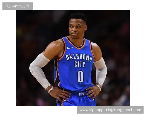 雷霆击溃勇士：逆境中的力量与精髓